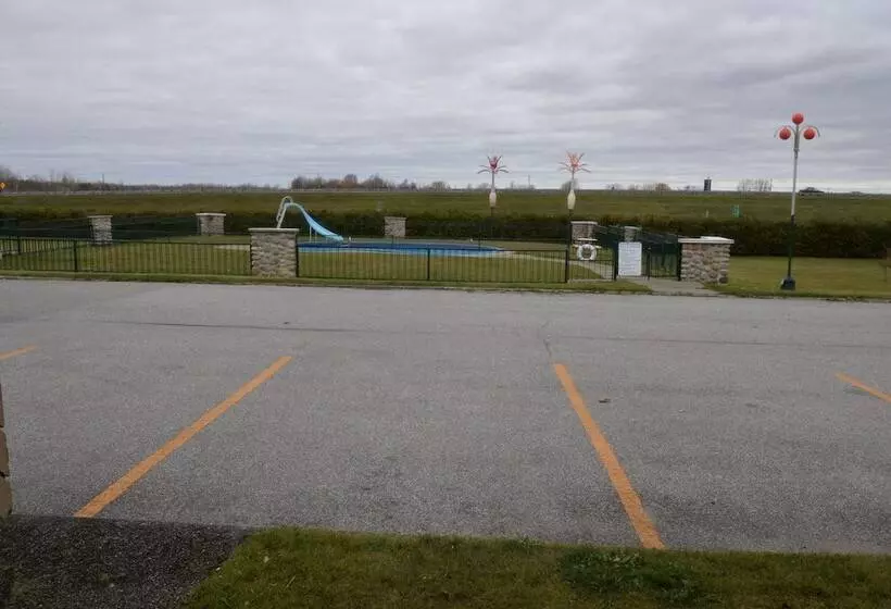 酒店 Travelodge By Wyndham Saint Liboire