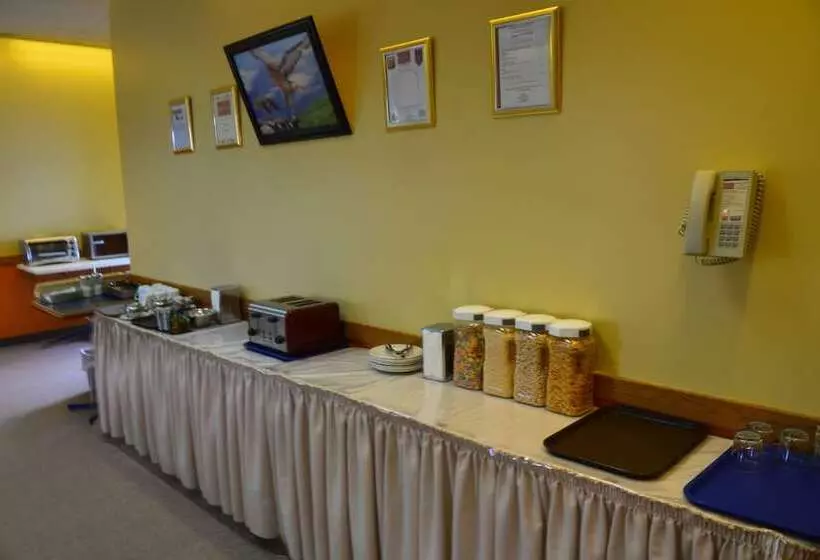 酒店 Travelodge By Wyndham Saint Liboire