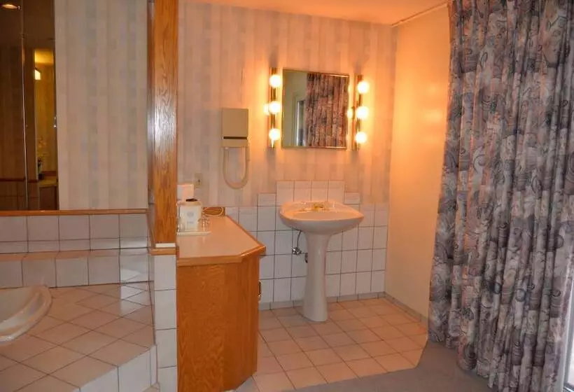 酒店 Travelodge By Wyndham Saint Liboire