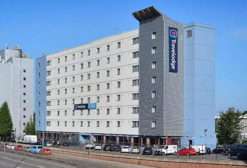 ホテル Travelodge London Wembley