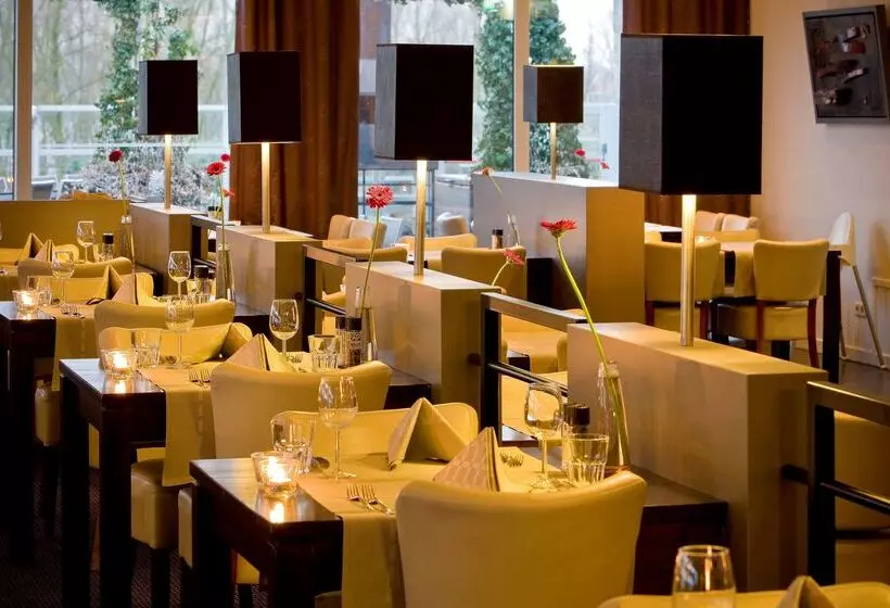 Van Der Valk Hotel Ara