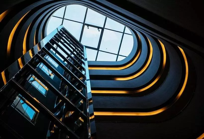 هتل Townhouse Dresden