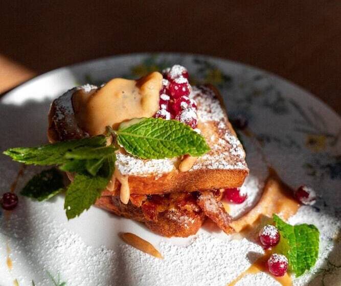 هتل Townhouse Dresden