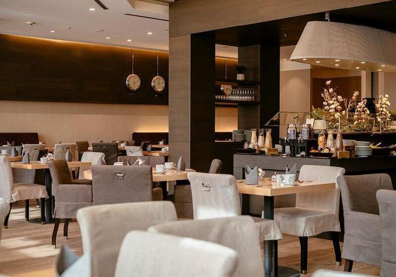 هتل Townhouse Dresden