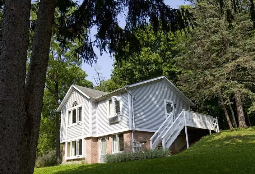 Hotelli Westover Inn