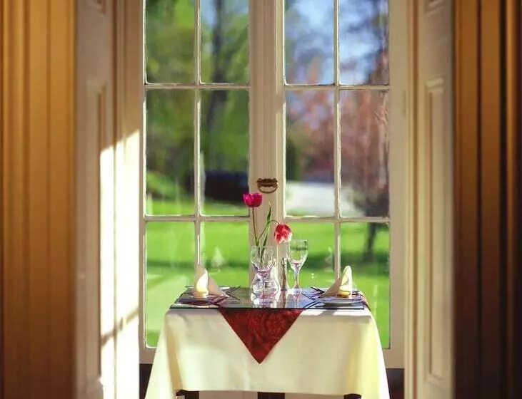 Hotelli Westover Inn