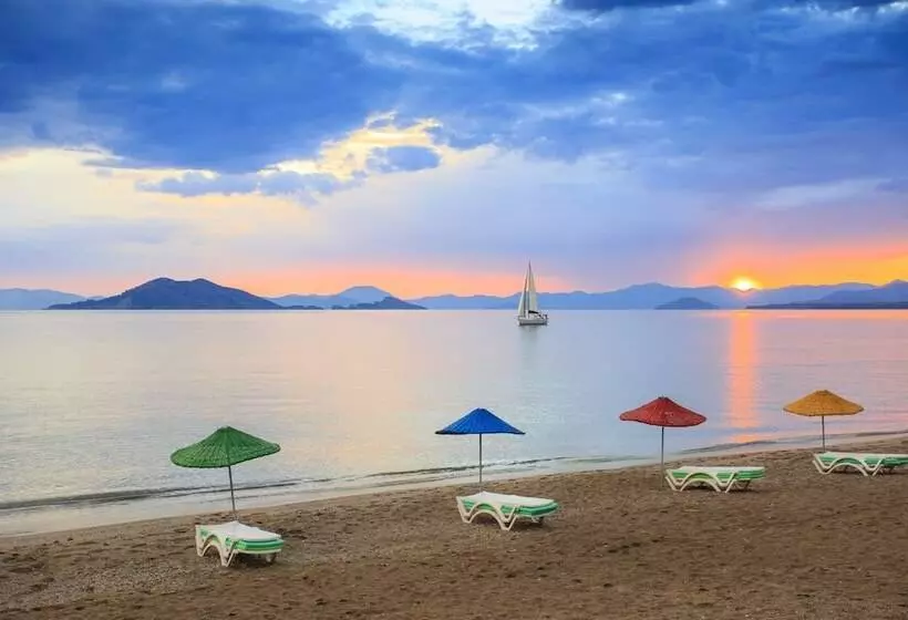 בית מלון כפרי Belle Vue ölüdeniz