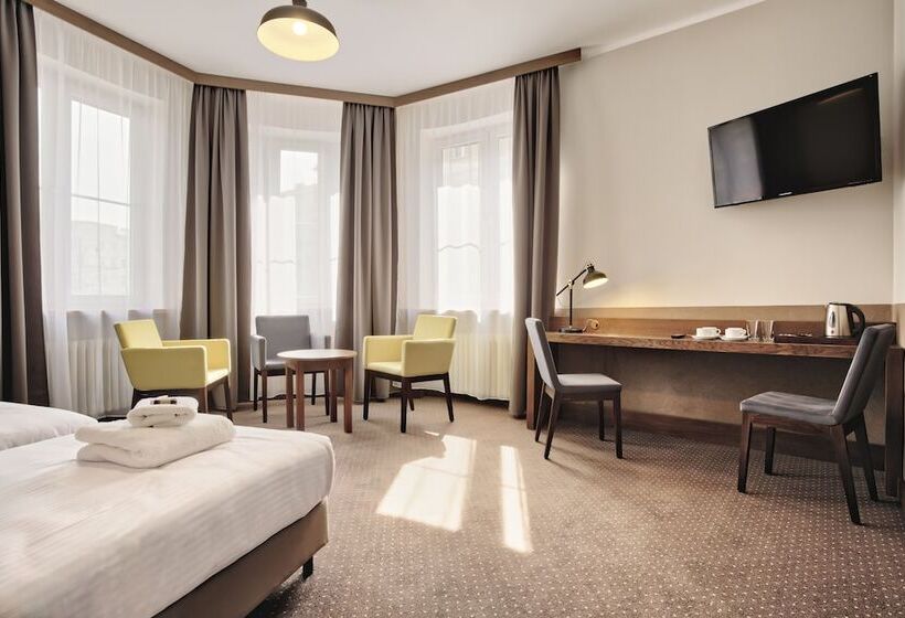 Daniel Griffin Aparthotel By Artery Hotels