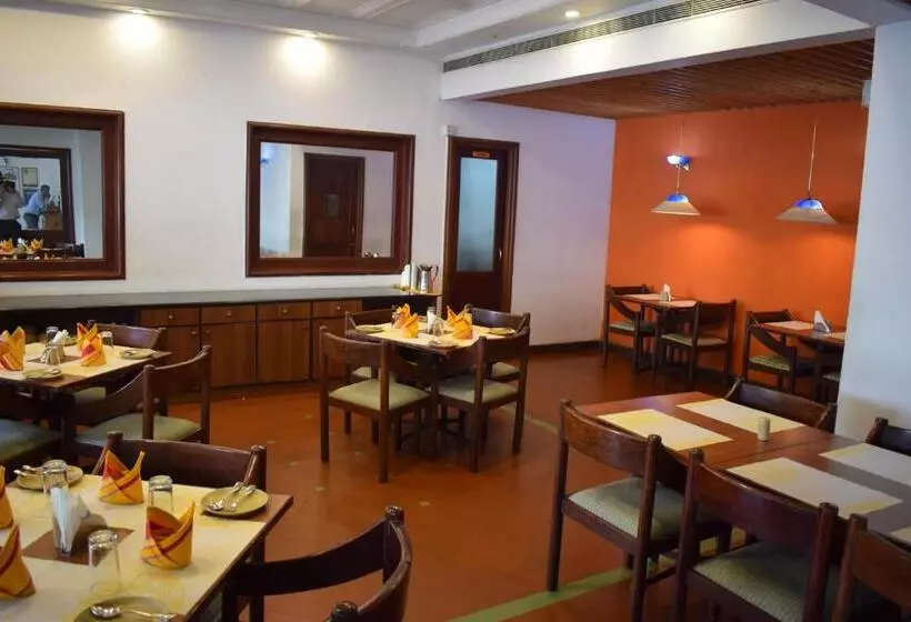 בית מלון כפרי Abad Metro