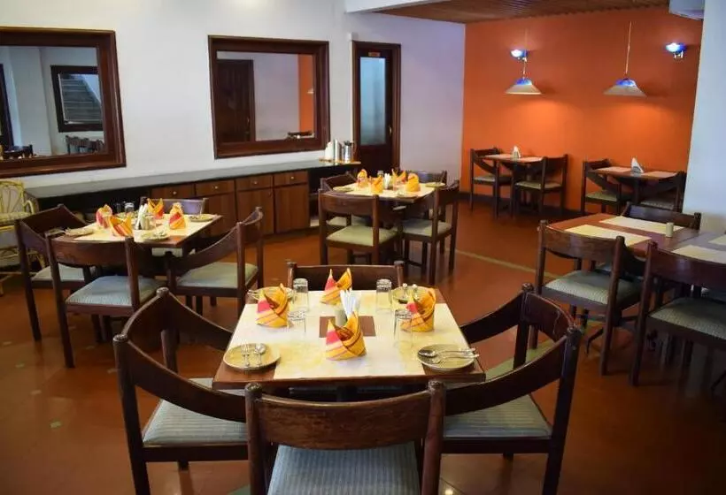 בית מלון כפרי Abad Metro