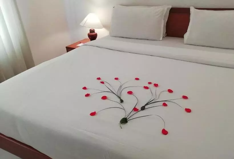 בית מלון כפרי Abad Metro