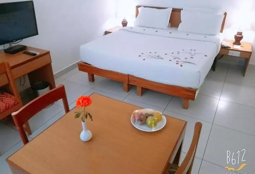 בית מלון כפרי Abad Metro