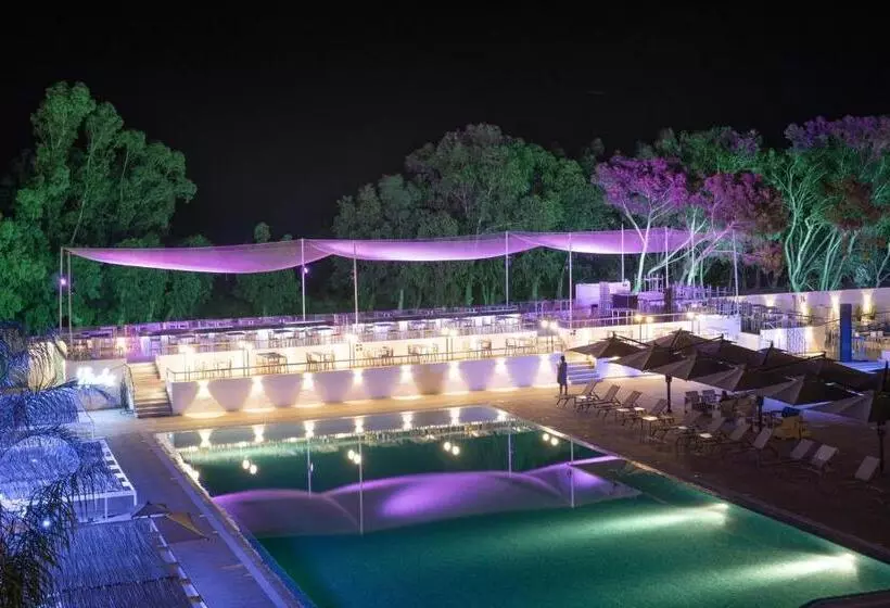 هتل Acqua Viva Village