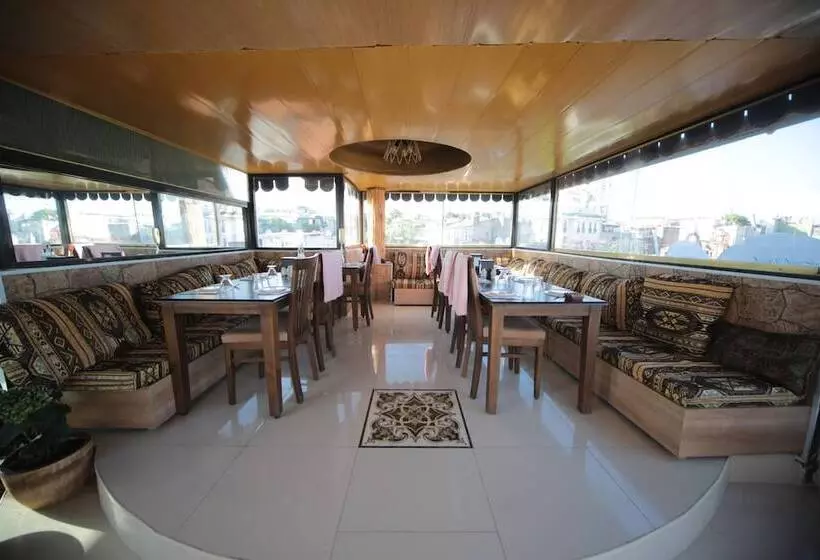 Artefes Hotel Old City