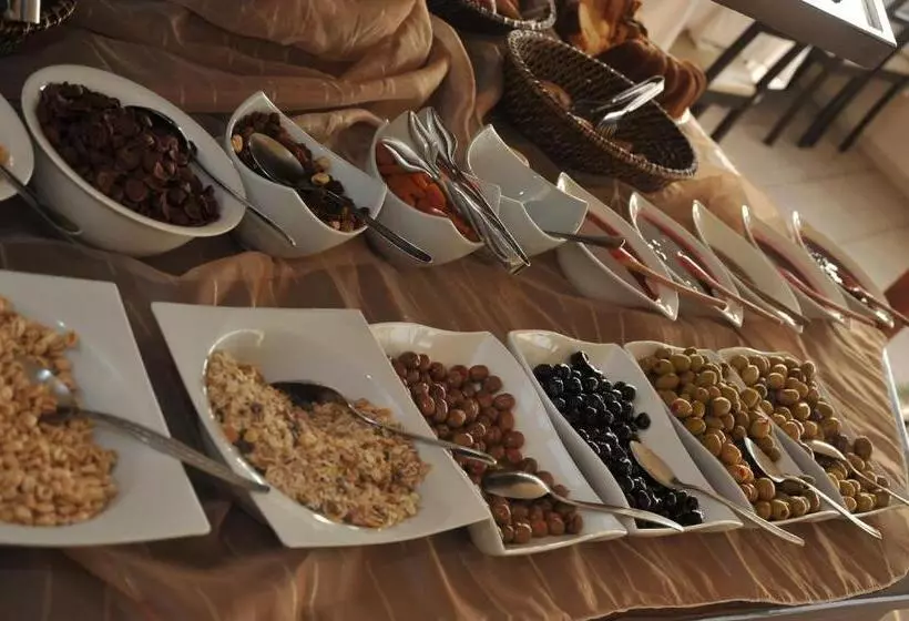 Artefes Hotel Old City