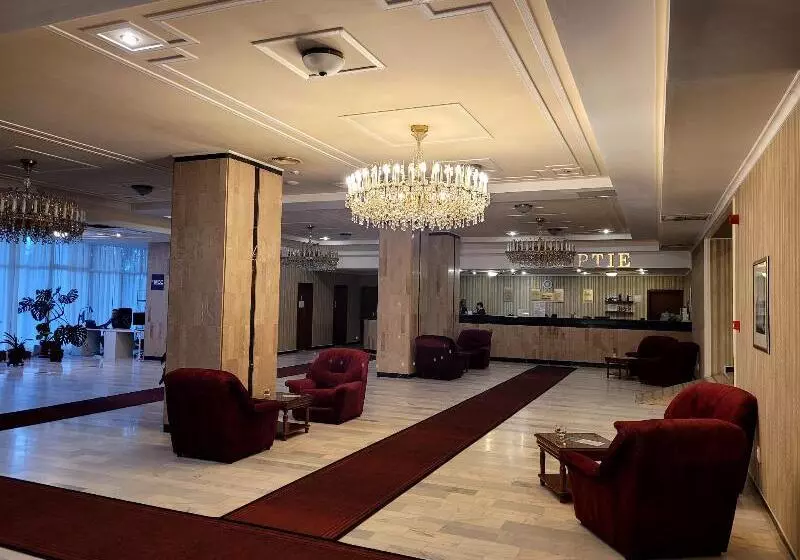 Отель Belvedere