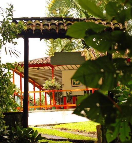 هتل Campestre La Floresta