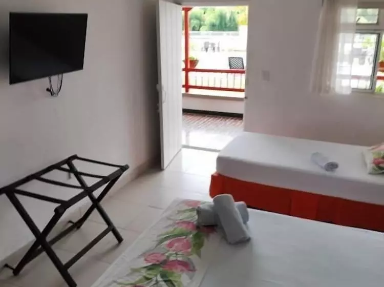 호텔 Campestre La Floresta