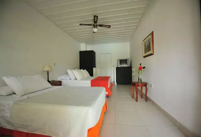 호텔 Campestre La Floresta