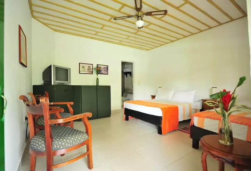 호텔 Campestre La Floresta