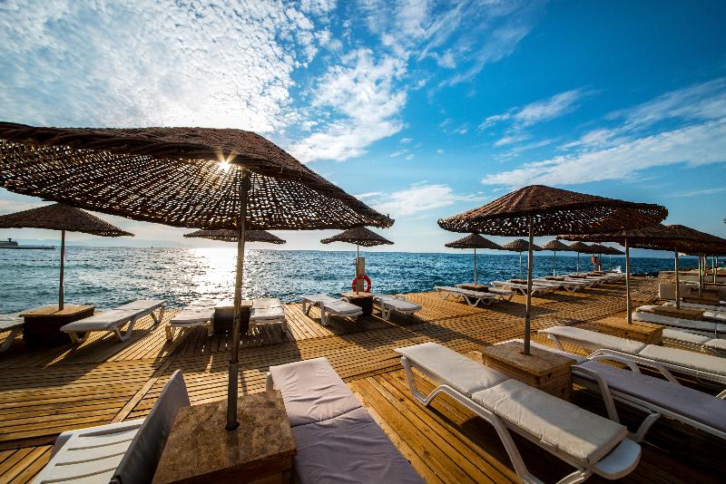 فندق Charisma De Luxe