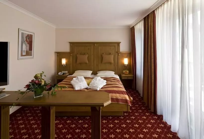 ホテル Germanenhof