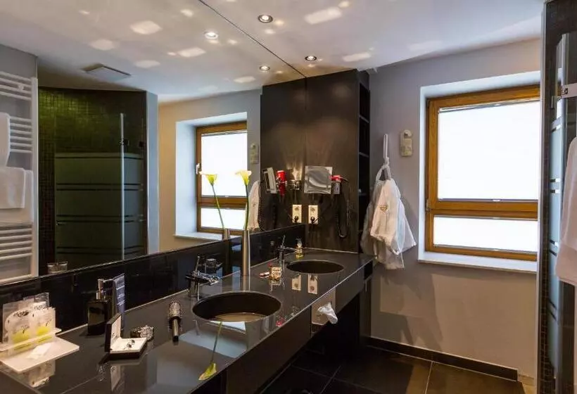 ホテル Germanenhof