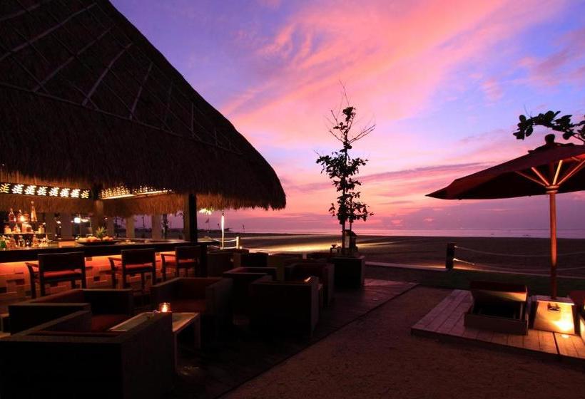 בית מלון כפרי The Sandi Phala Beach Resort And Ma Joly Restaurant