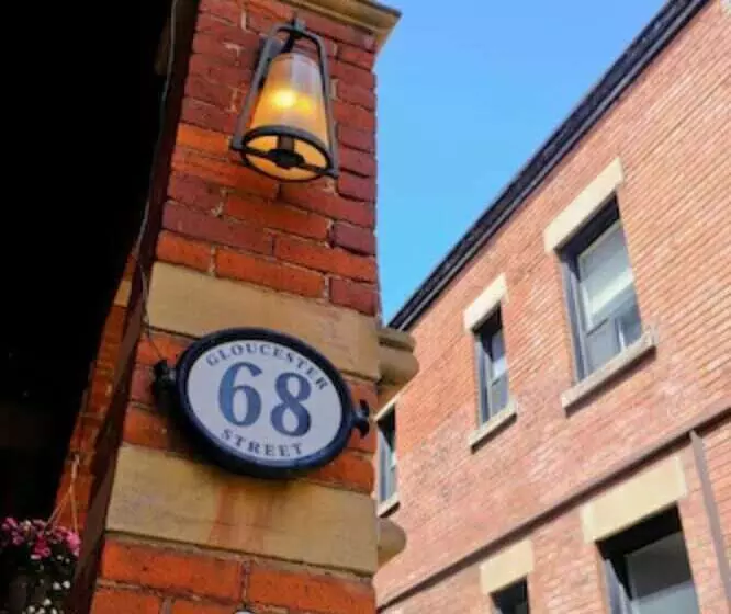 בית מלון כפרי Victoria's Mansion Guest House