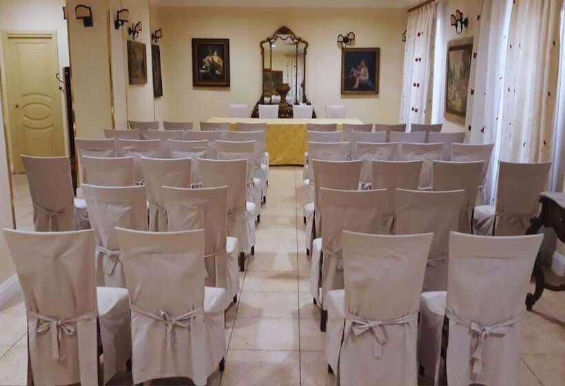 בית מלון כפרי Akropolis Museum