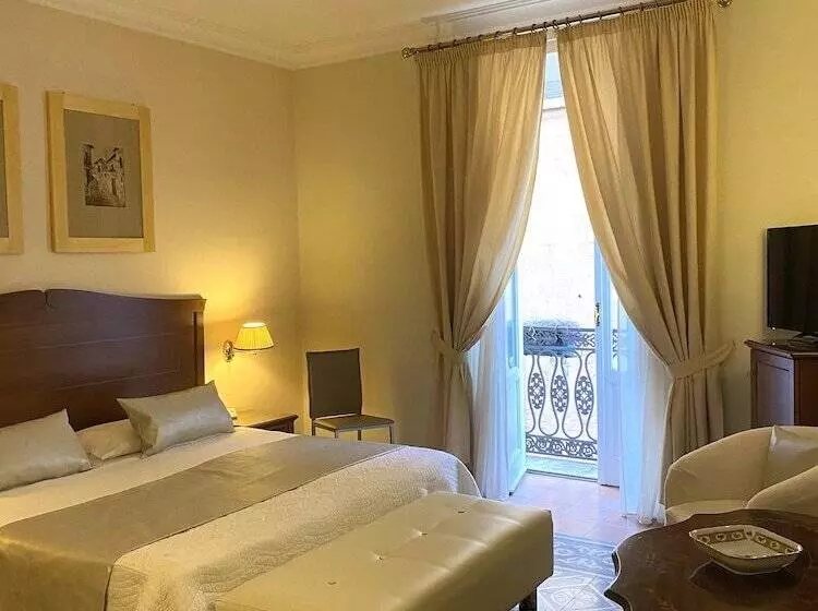 בית מלון כפרי Akropolis  Museum