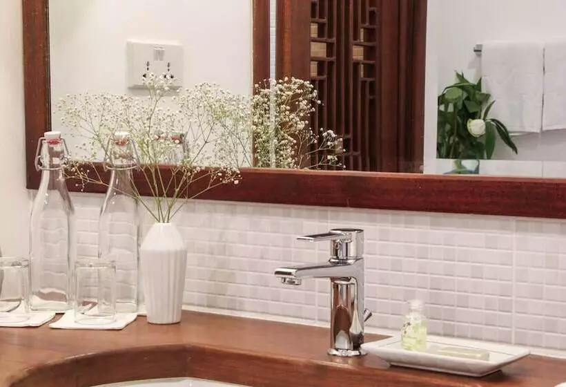 Hotelli Amanjaya Pancam Suites