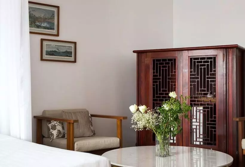 Hotelli Amanjaya Pancam Suites