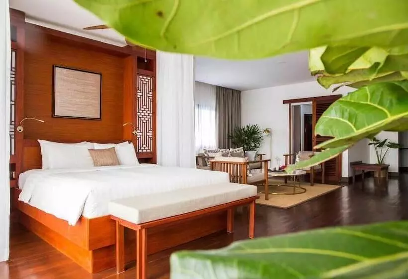 Hotelli Amanjaya Pancam Suites