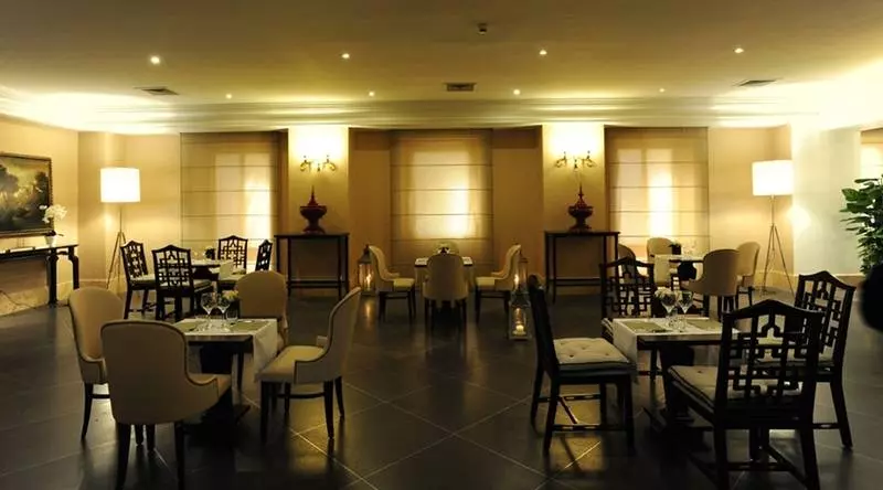 هتل Ambasciatori Place