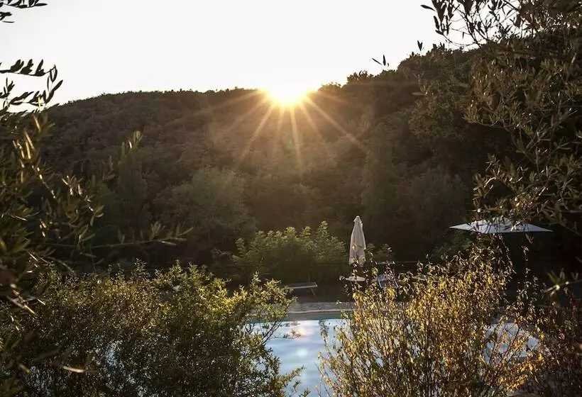 Отель Borgo Casa Al Vento