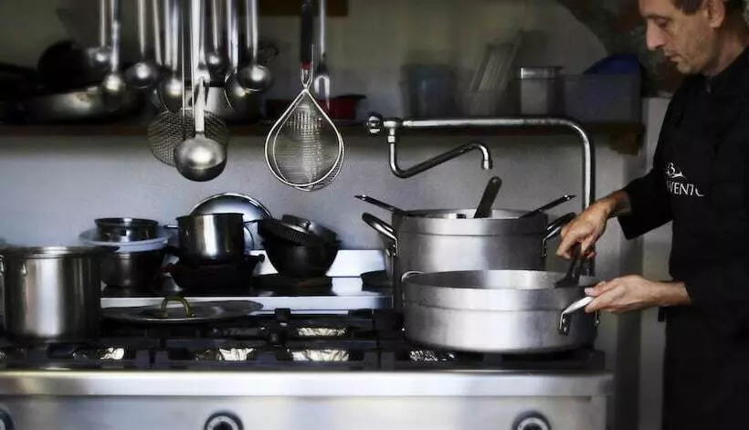 Отель Borgo Casa Al Vento