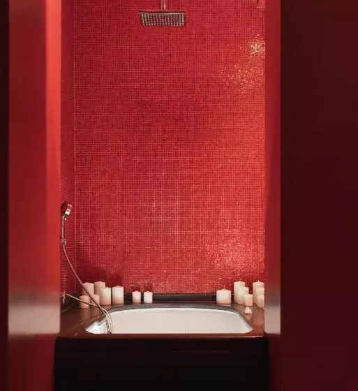 Отель Carducci 76