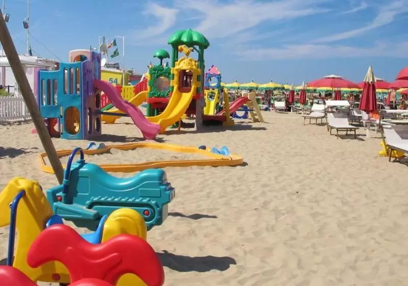 هتل Fedora Rimini