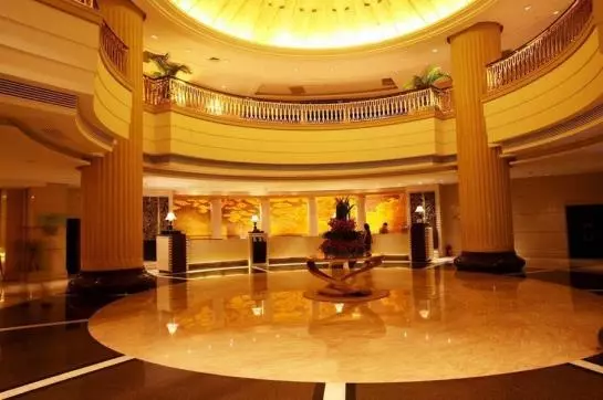 ホテル Tienyow Grand