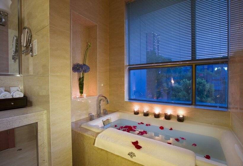 فندق Hangzhou Hua Chen International