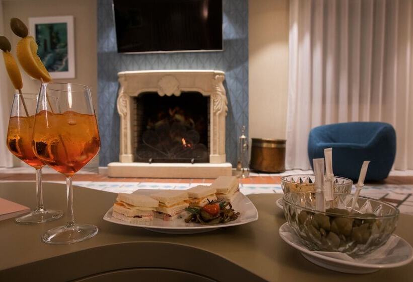 Отель Hermitage