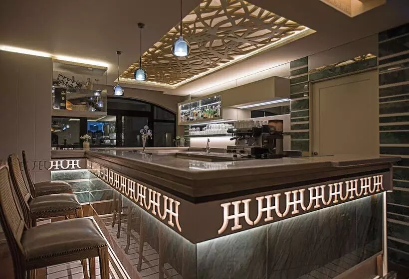 Отель Hermitage