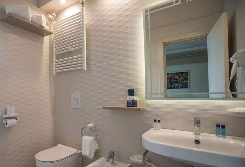 Отель Hermitage