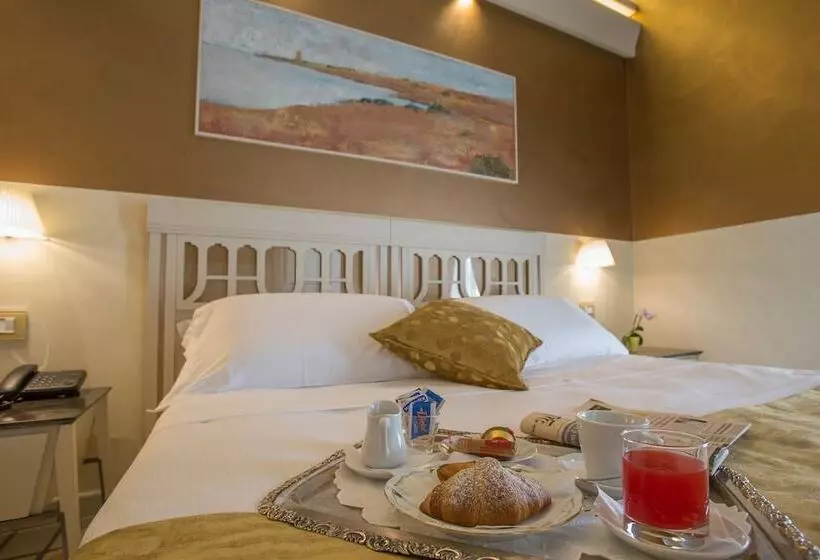 Отель Hermitage