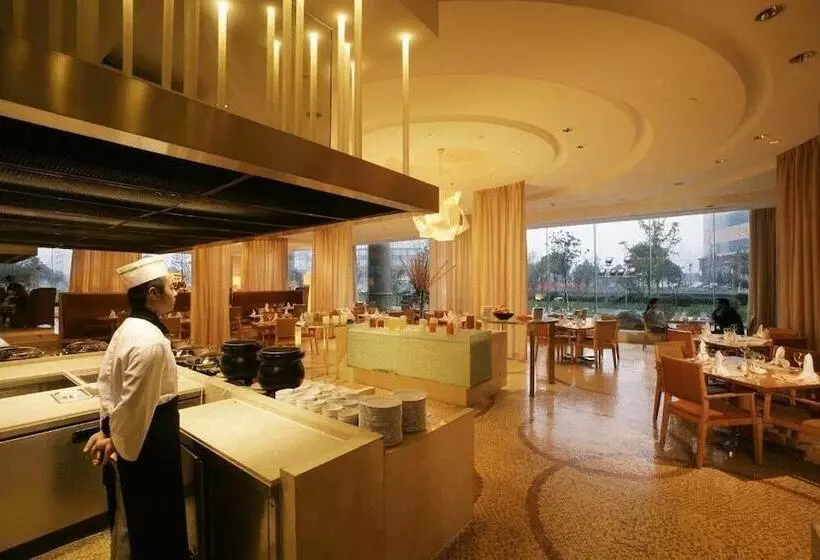 Отель Jinling Plaza Changzhou