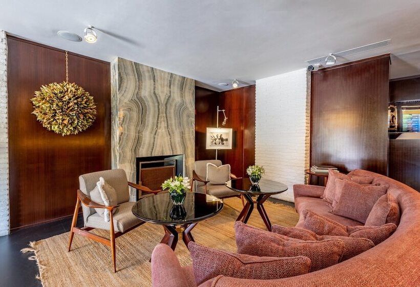 هتل Portrait Firenze  Lungarno Collection