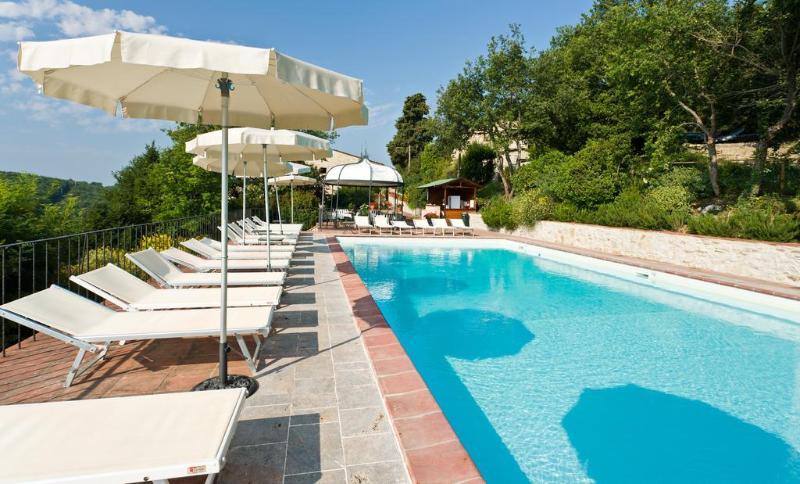 فندق ريفى Borgo Vescine