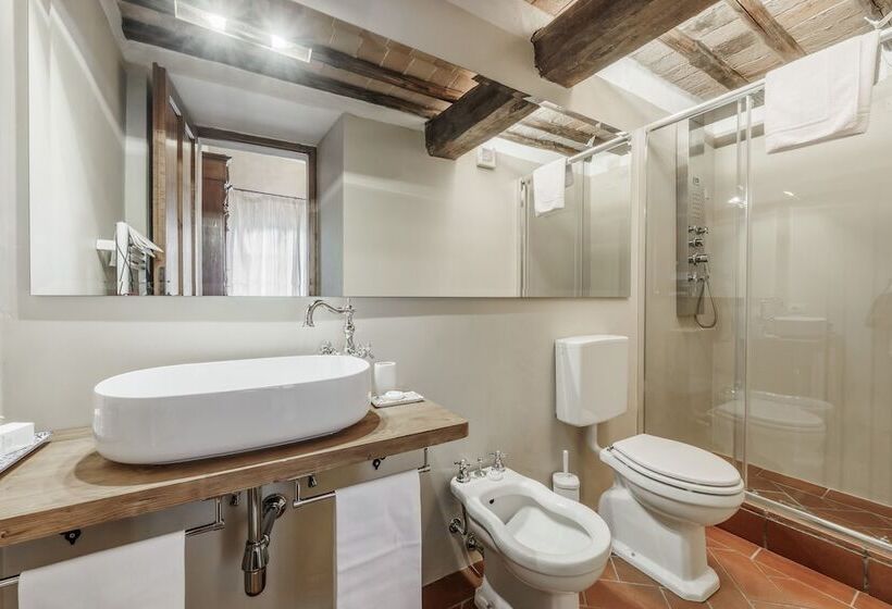 فندق ريفى Borgo Vescine