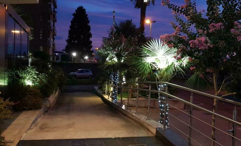 ホテル Tiffany Milano